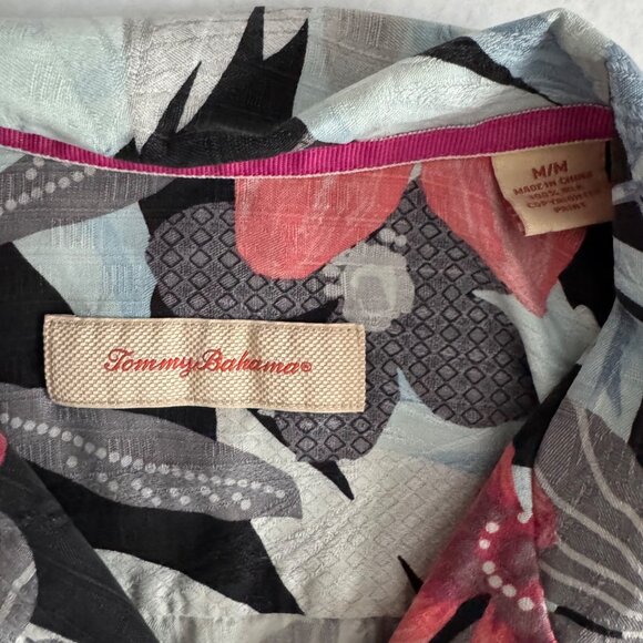 Tommy Bahama Mens Shirt M Floral Silk Button-Up Hawaiian Tropical Blue Black - Picture 3 of 6